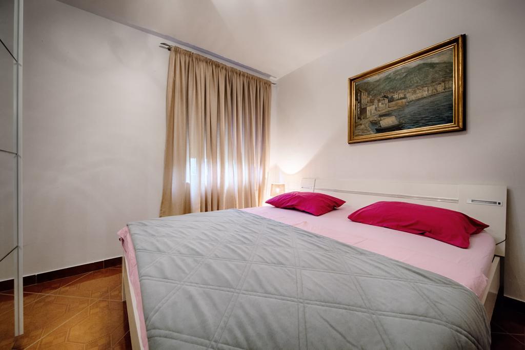 Nikola Vidovic Appartement Komiža